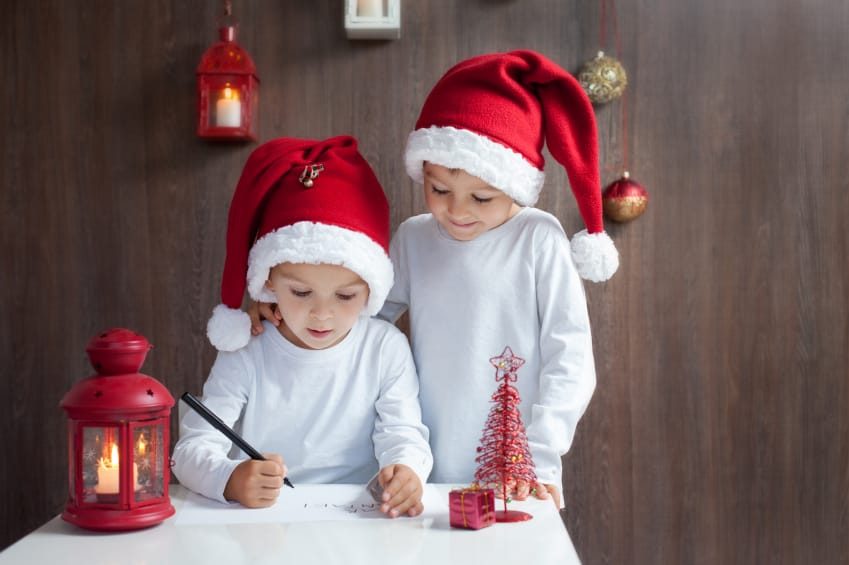 Foto Di Bimbi A Natale.Regali Di Natale Per Bambini Non Sprecare